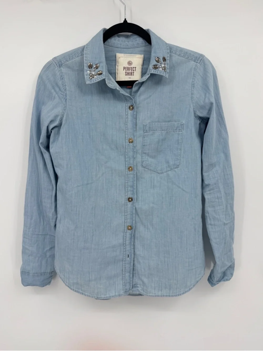 Perfect Shirt by Sole Society Chambray Button Down Rhinestone Collar XS